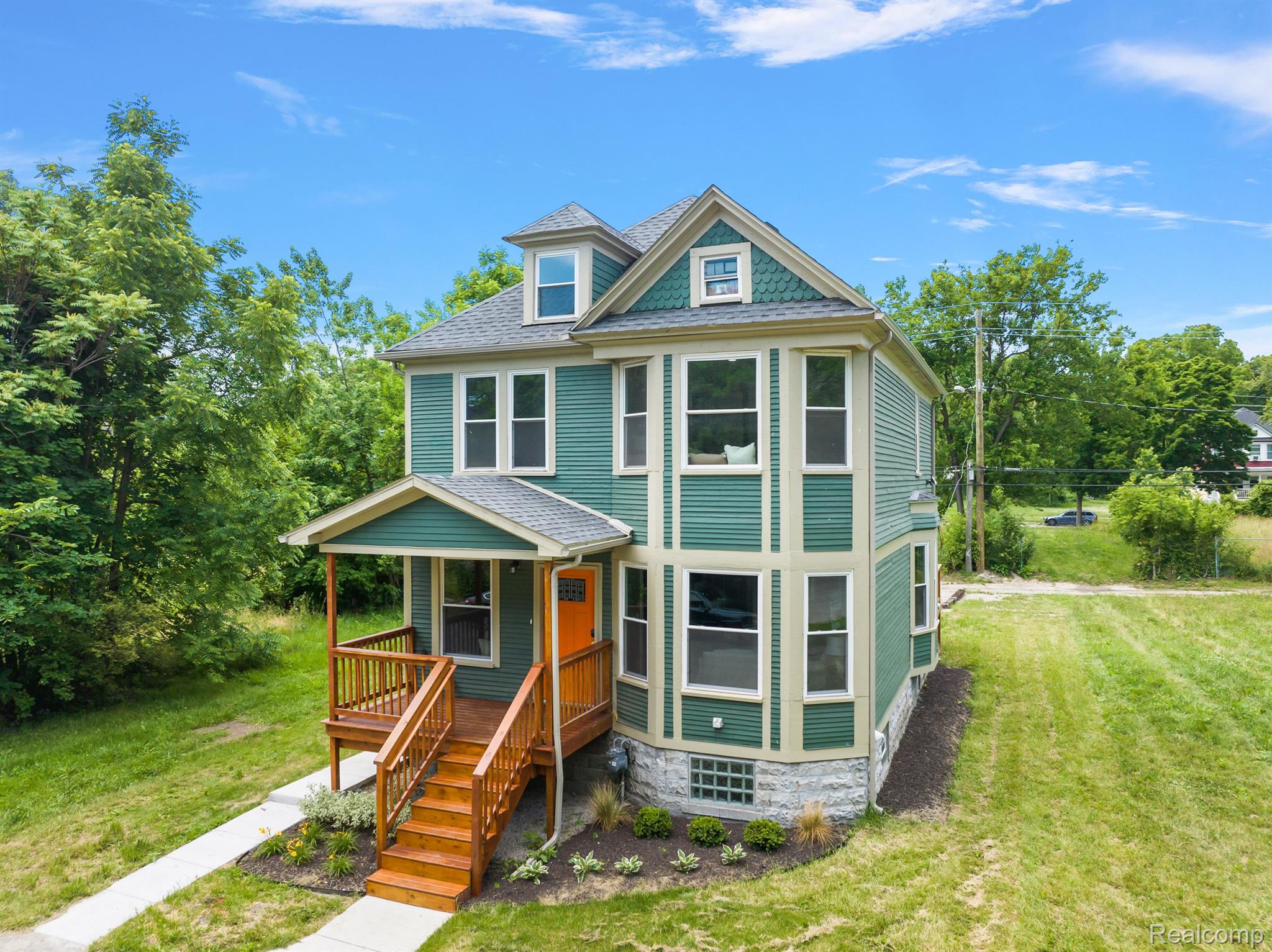 2481 Townsend Street