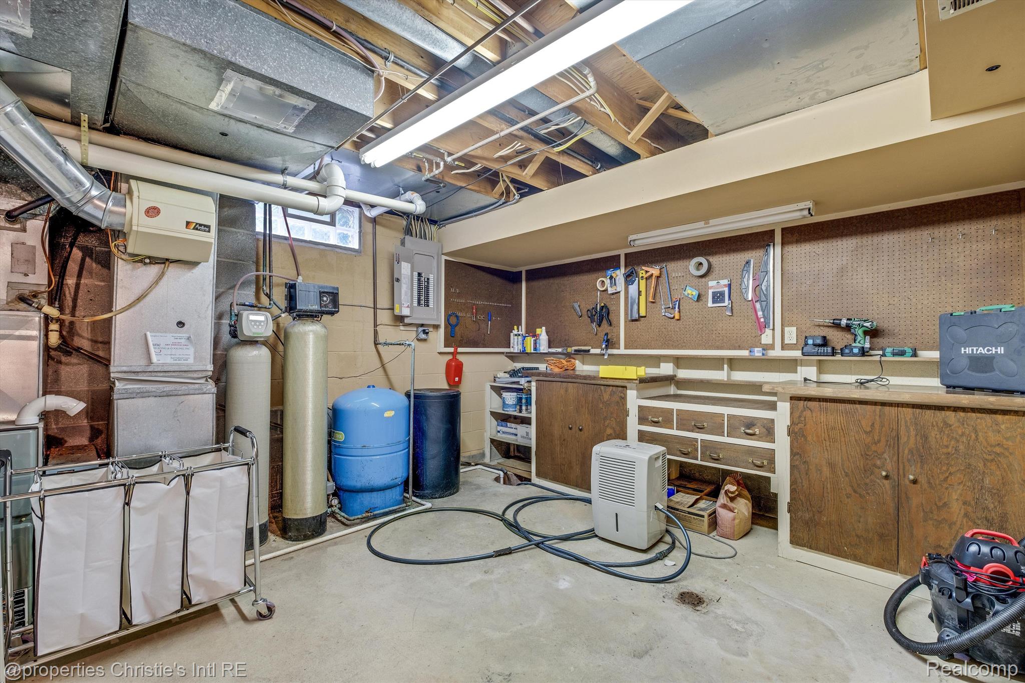 920 Intervale Court
