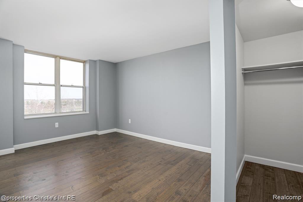 250 E Harbortown Drive 506