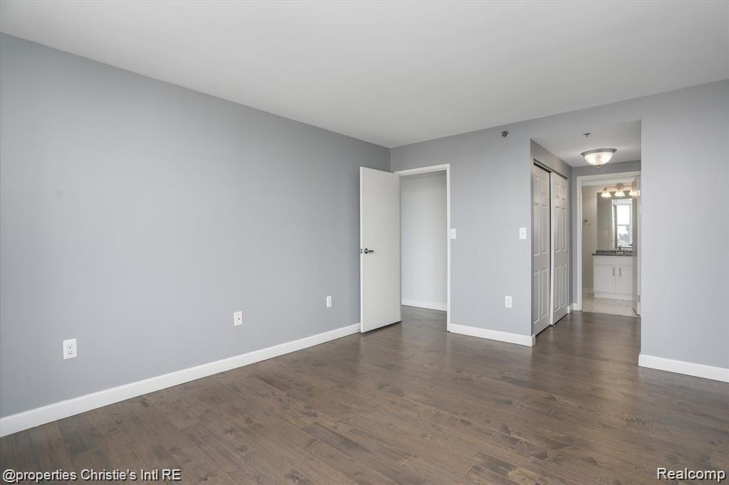 250 E Harbortown Drive 506