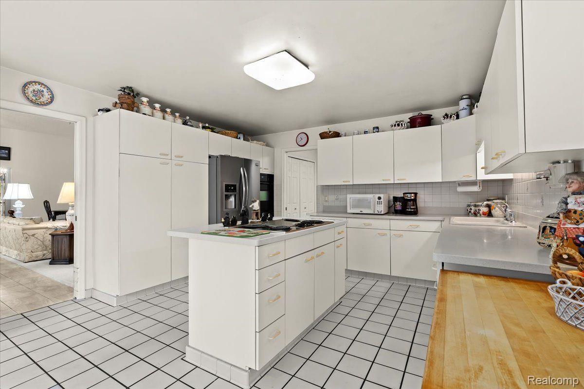 7581 Danbury Circle