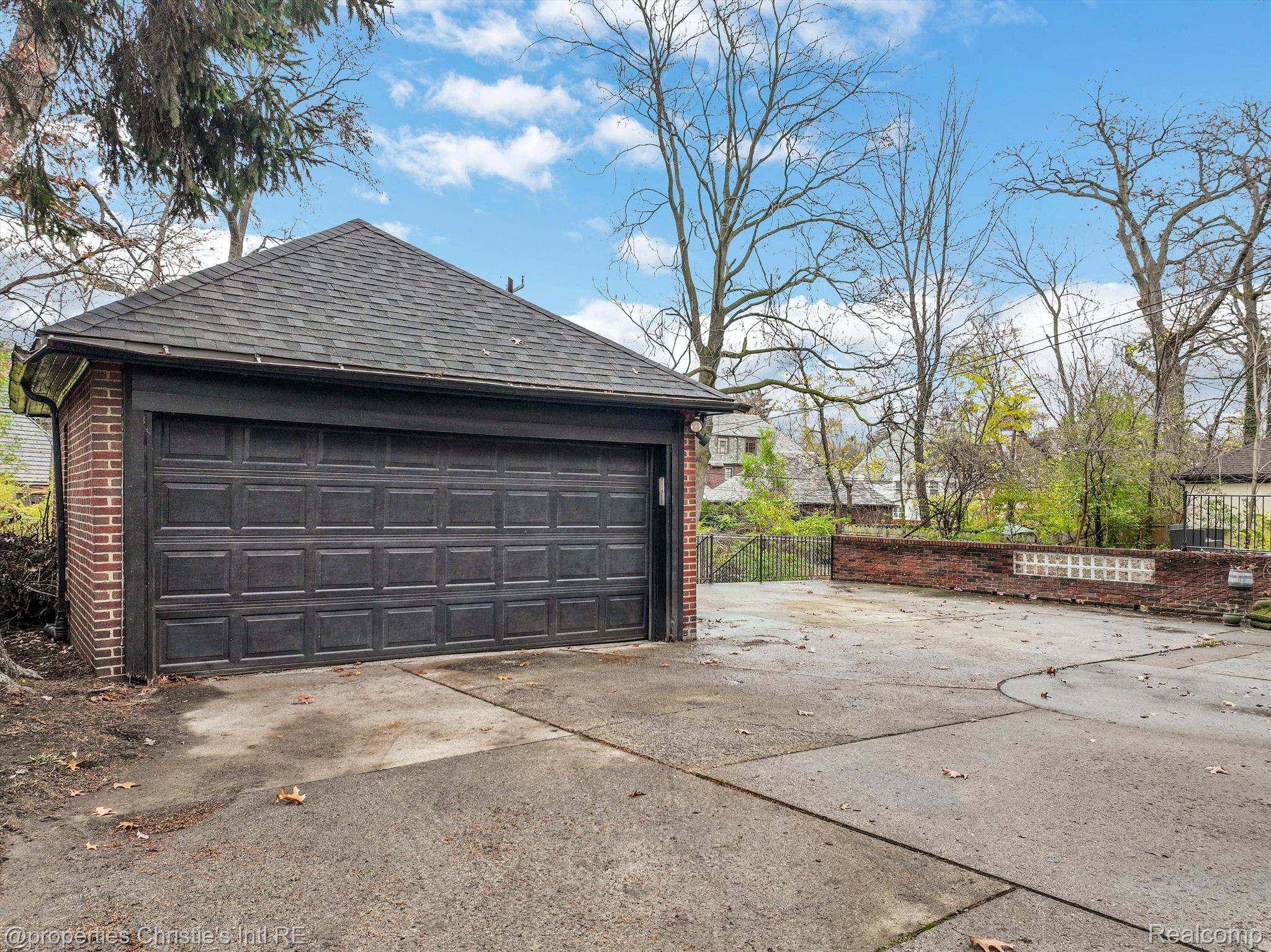 3470 Cambridge Avenue