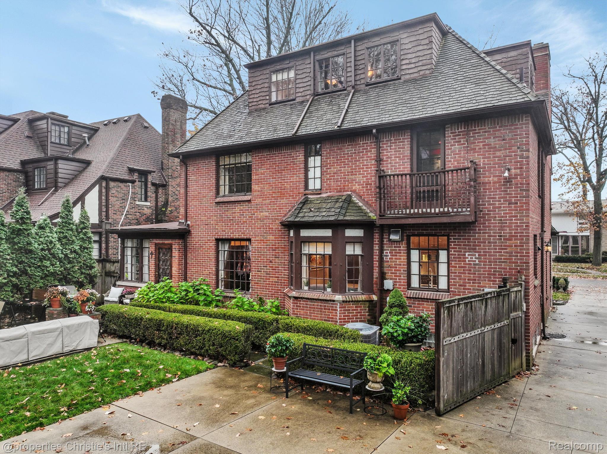 19232 Berkeley Road