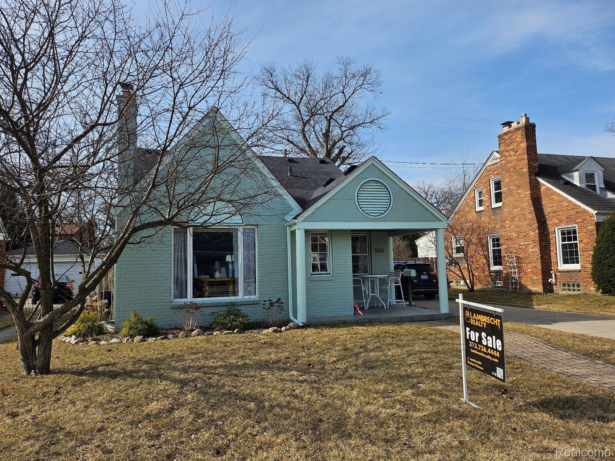 1615 FAIRCOURT Street
