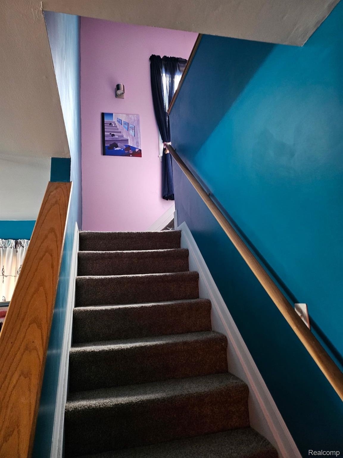 1615 FAIRCOURT Street