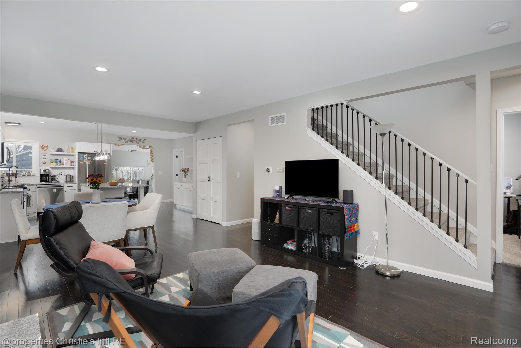 469 Kerby Road