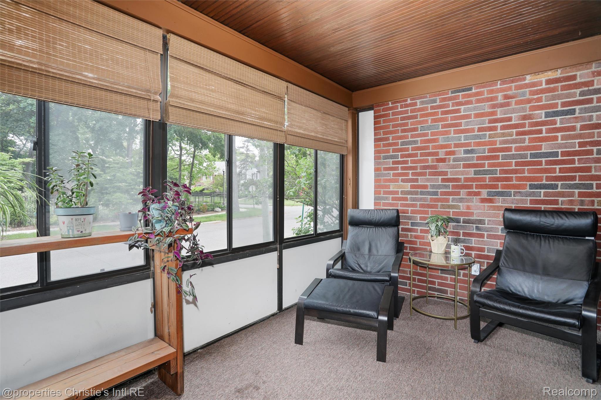 19280 Warrington Drive