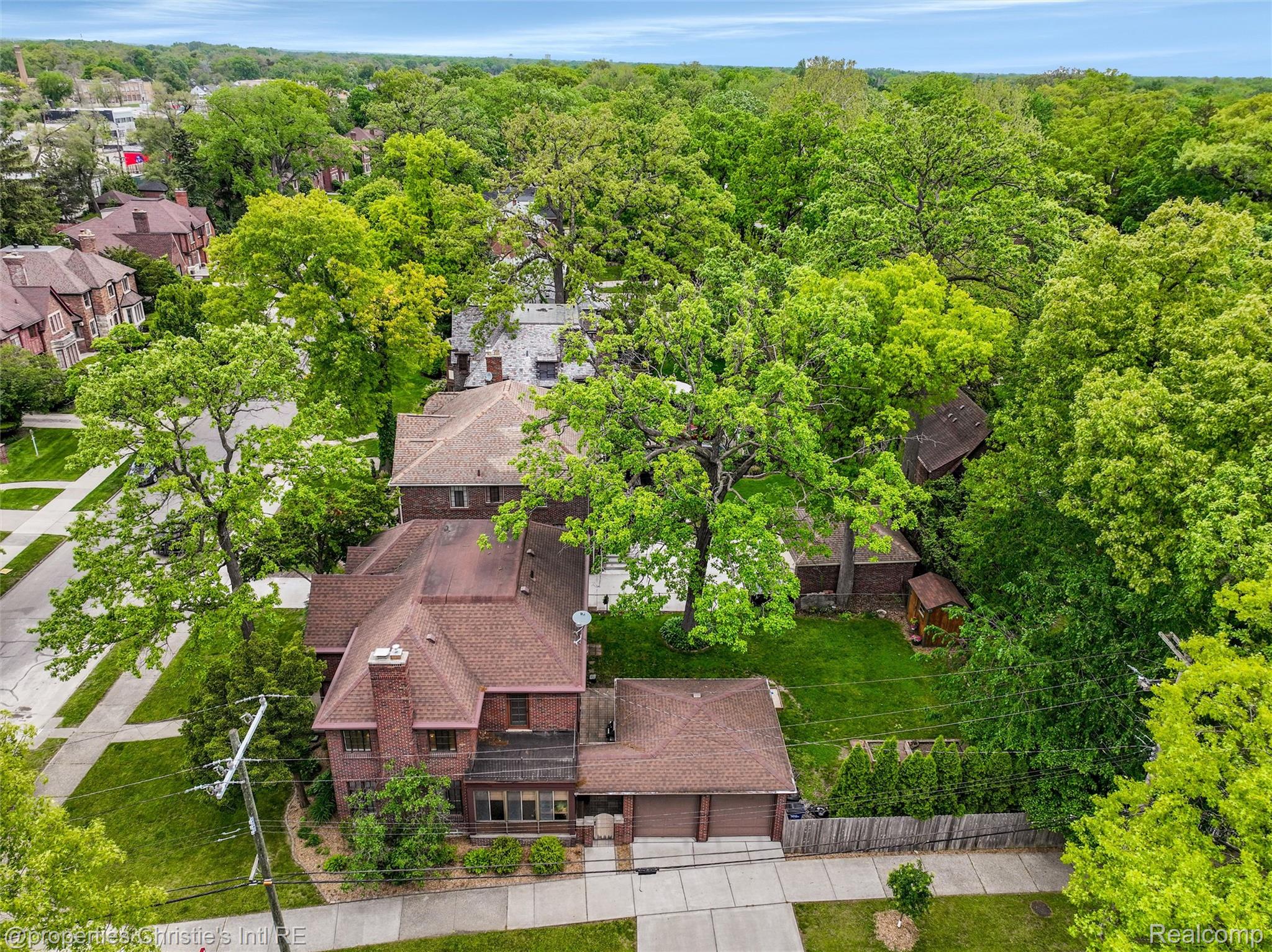 19280 Warrington Drive