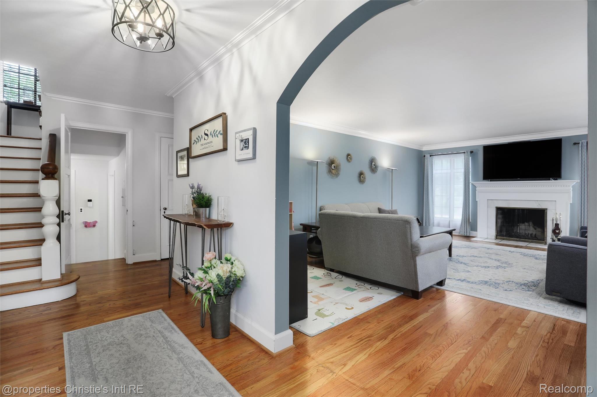 19280 Warrington Drive