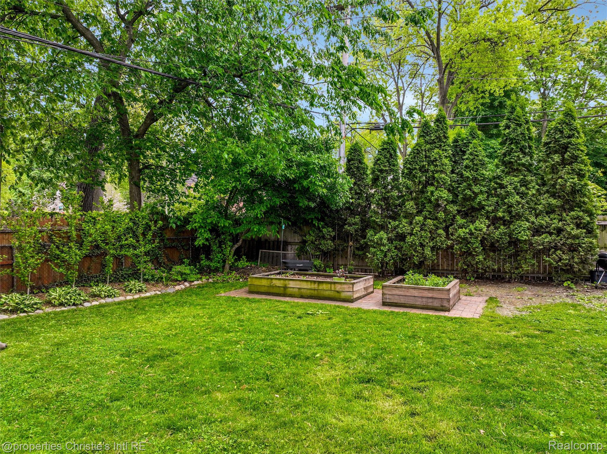 19280 Warrington Drive