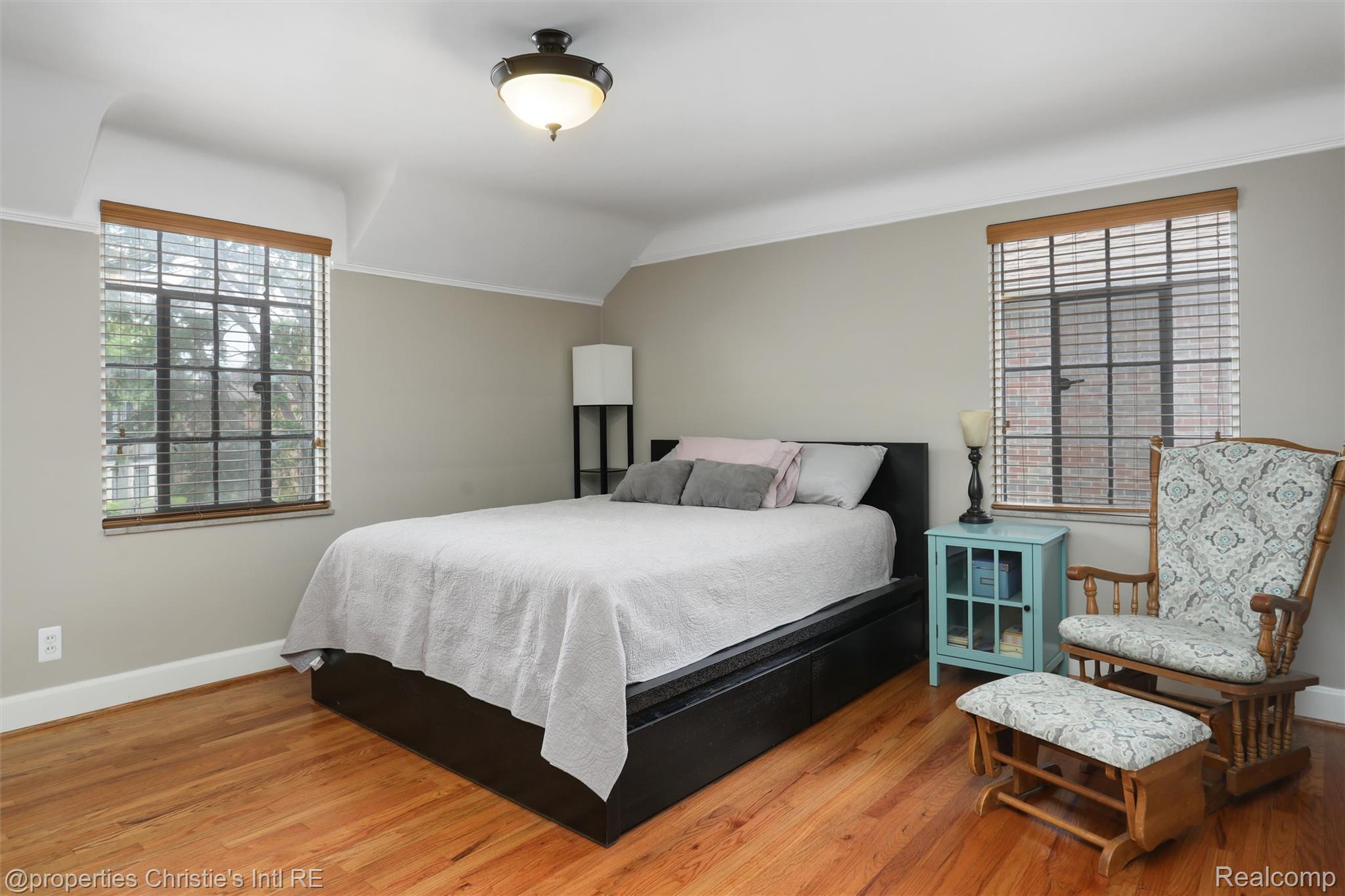 19280 Warrington Drive