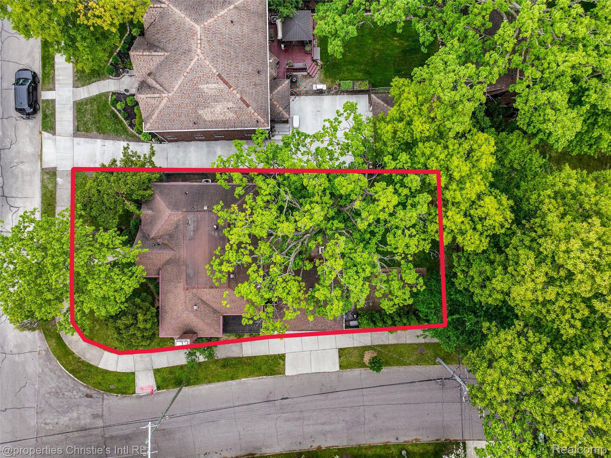 19280 Warrington Drive