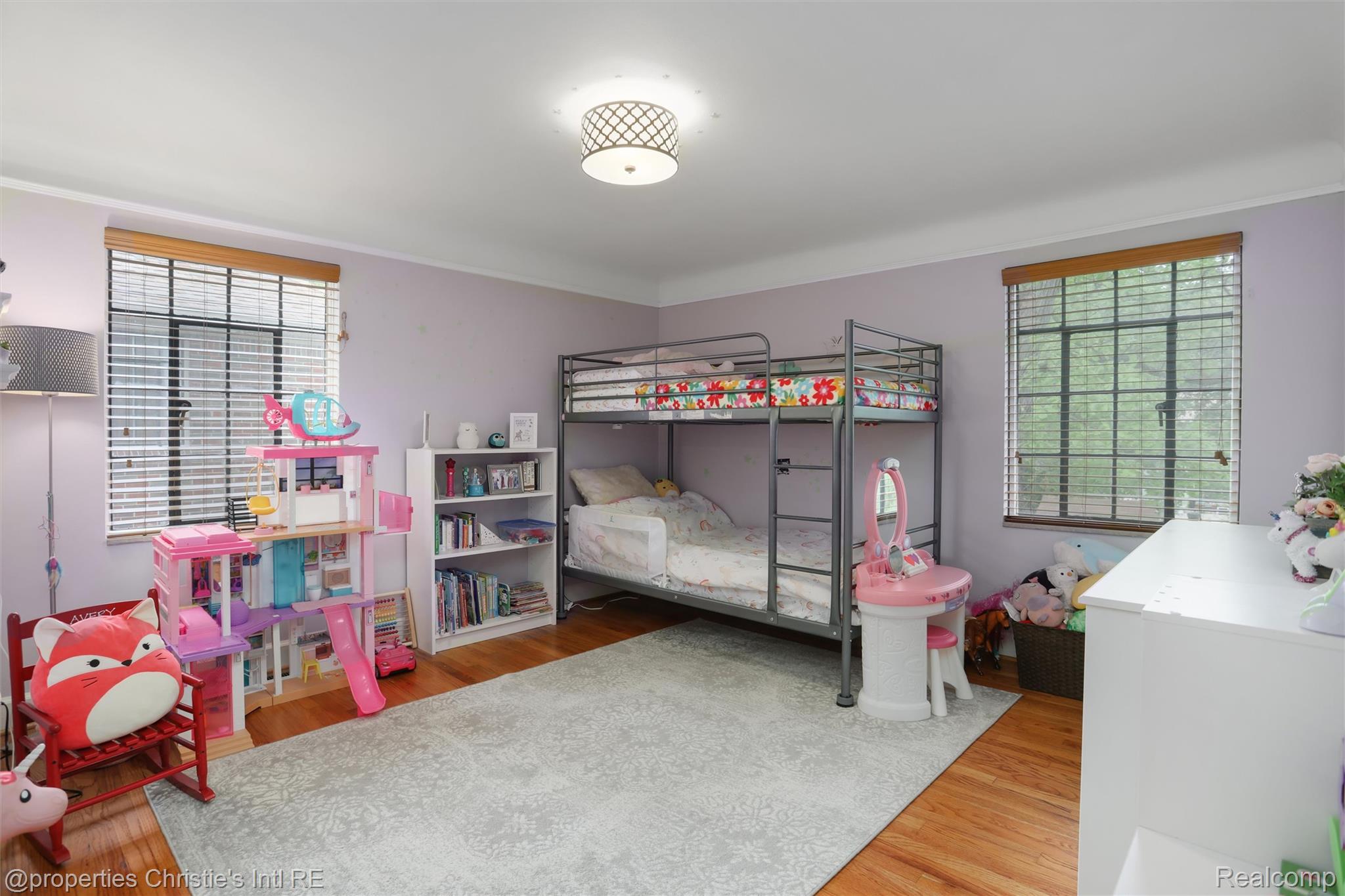 19280 Warrington Drive