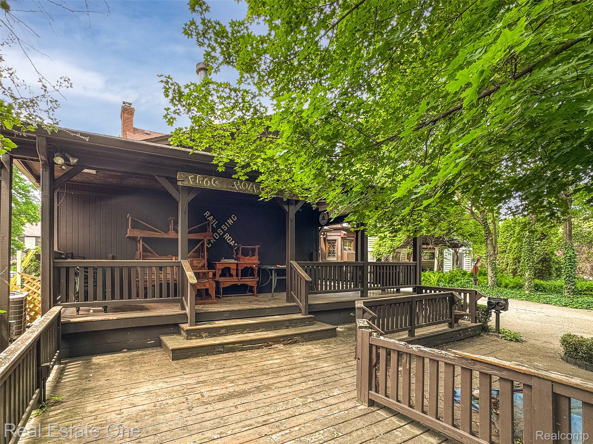 26044 York Road