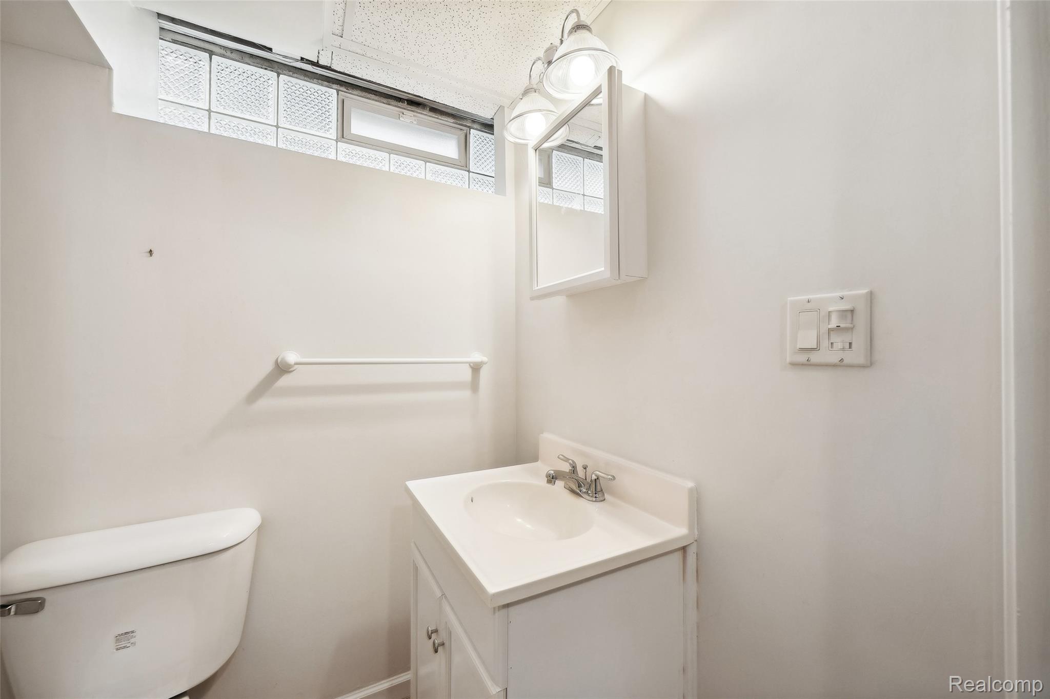 19650 Stratford Road