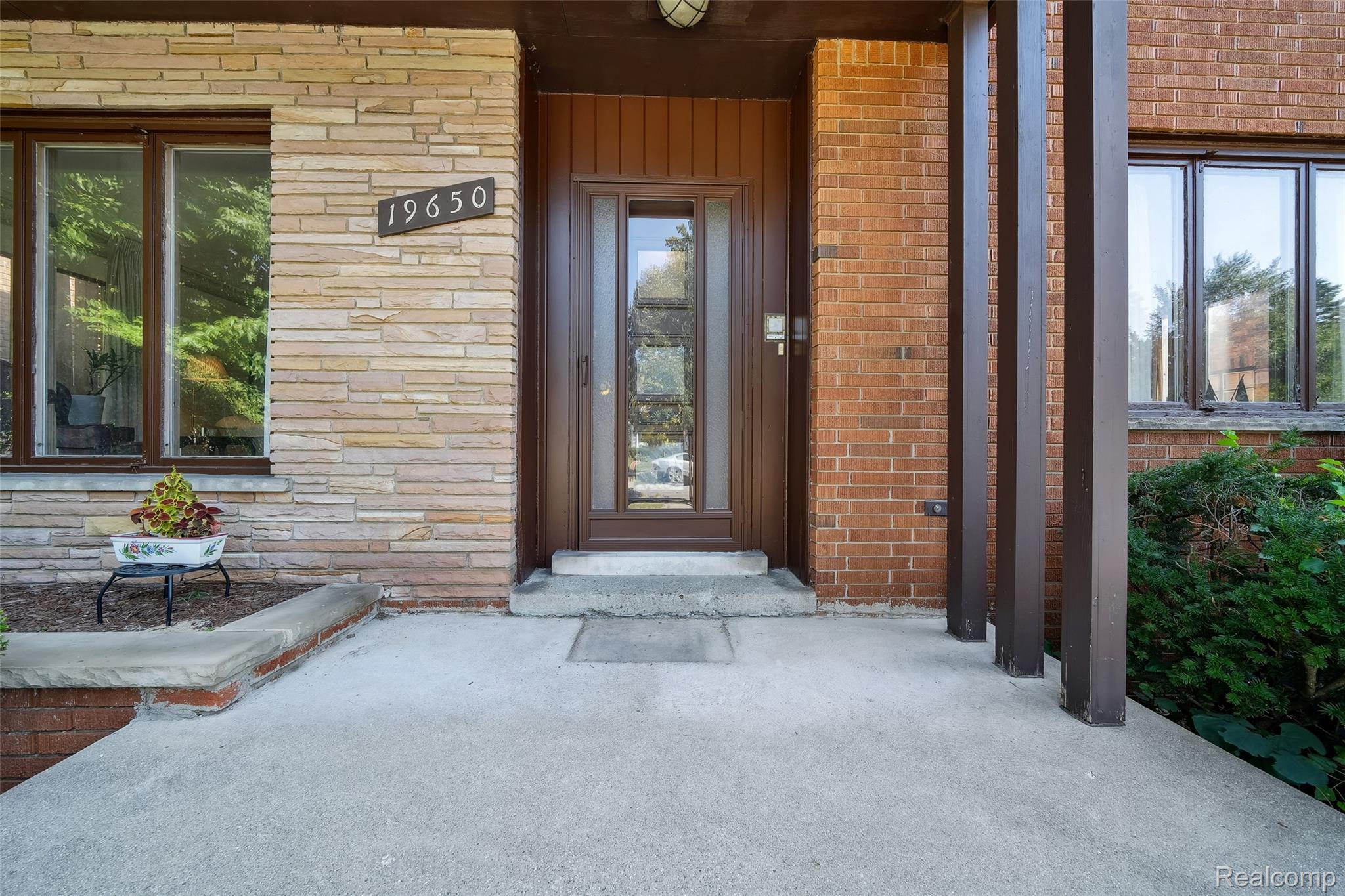 19650 Stratford Road