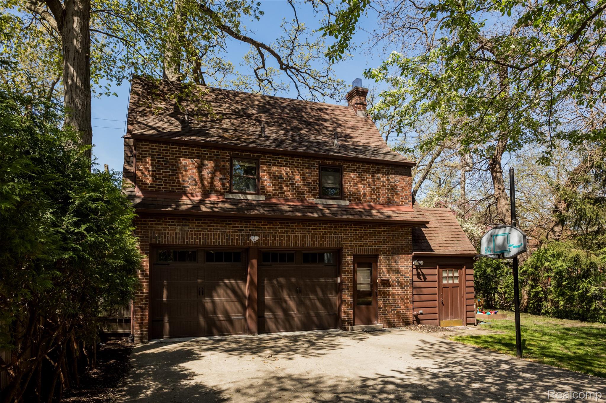 19305 Berkeley Road