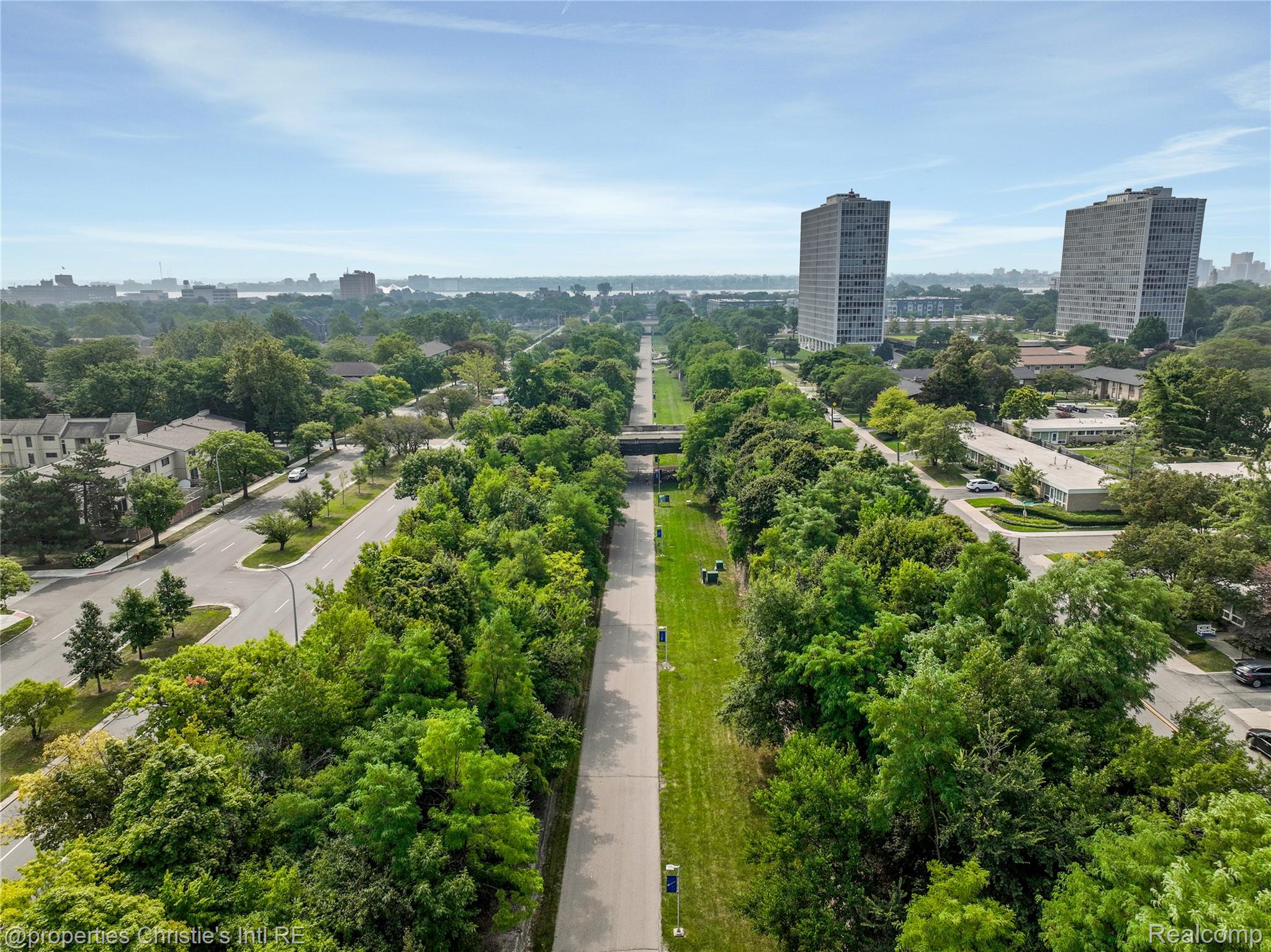 2021 Hyde Park Drive