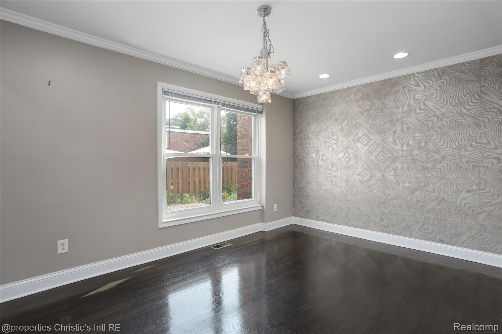 2021 Hyde Park Drive
