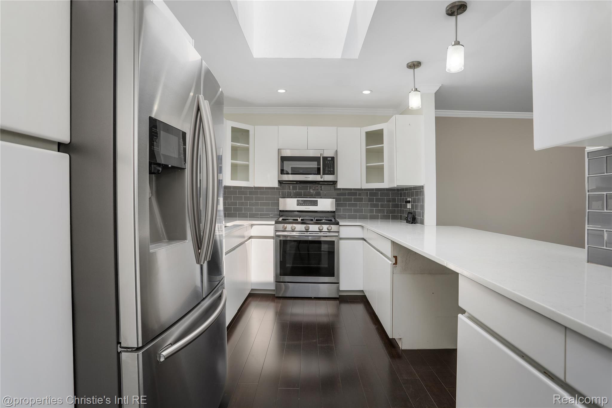 2021 Hyde Park Drive