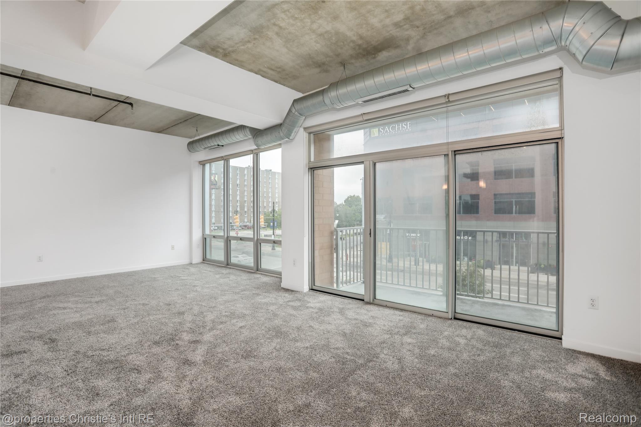 3670 Woodward Avenue 202