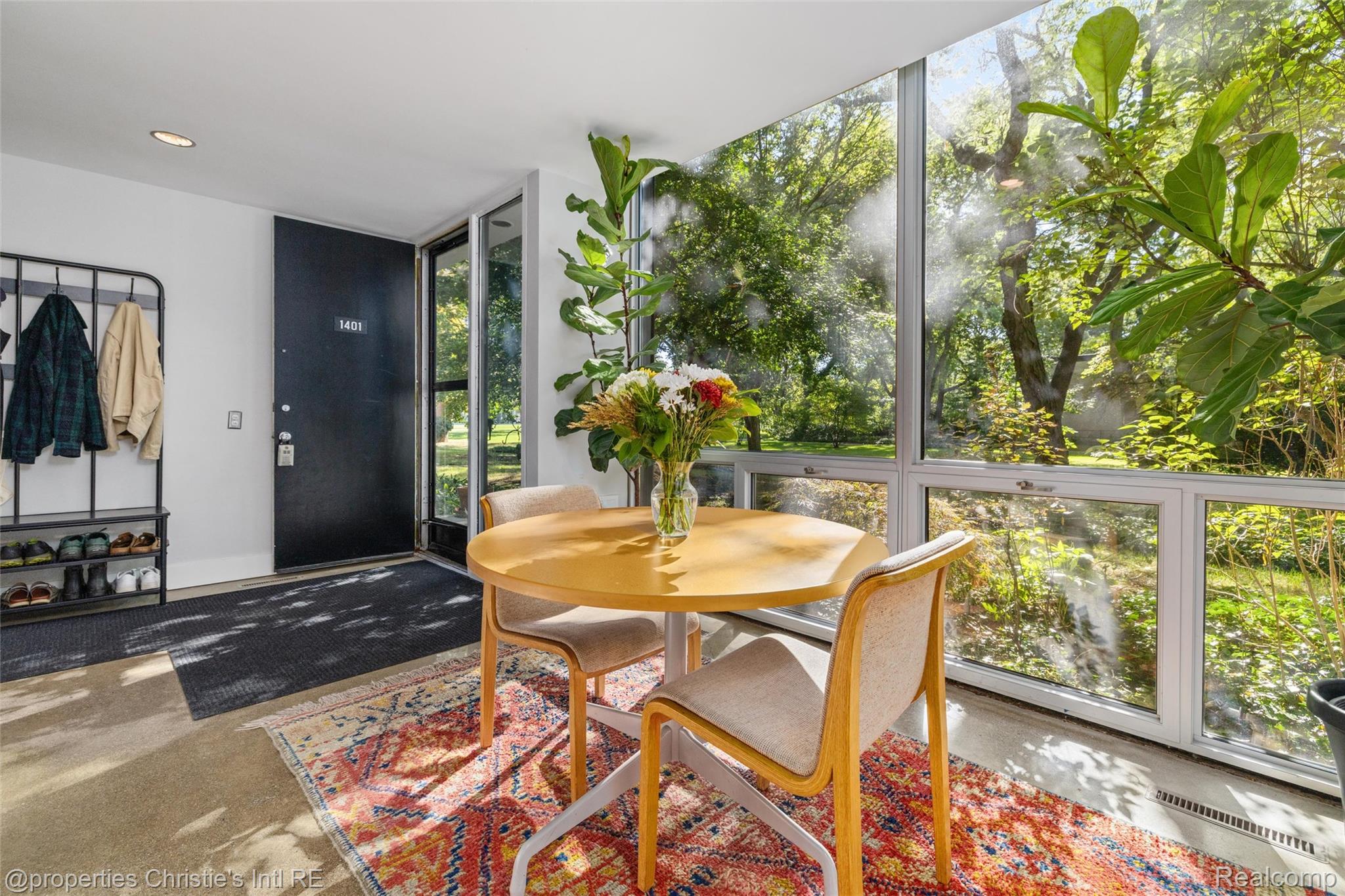 1401 Nicolet Place