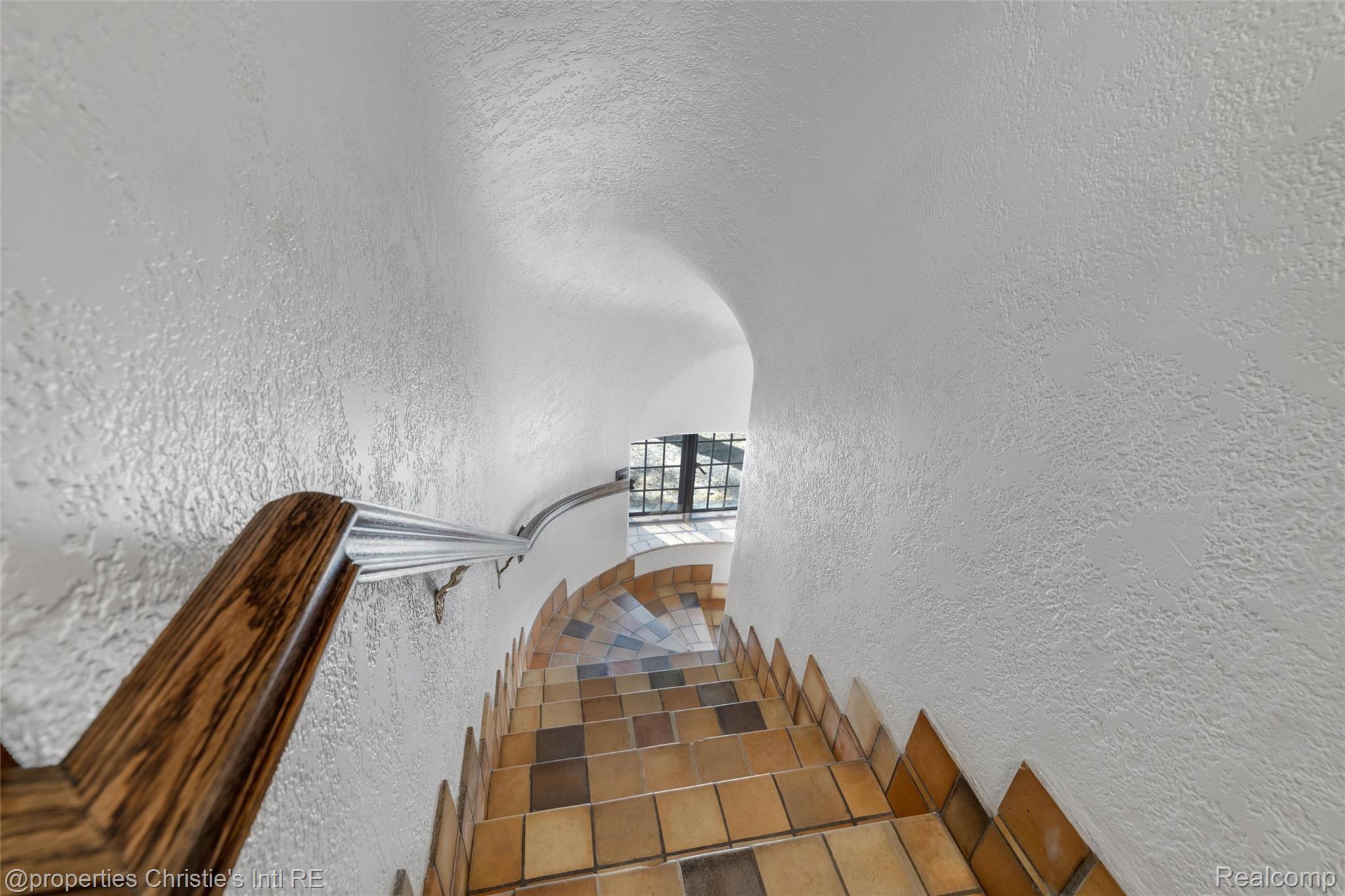 19551 Burlington Drive