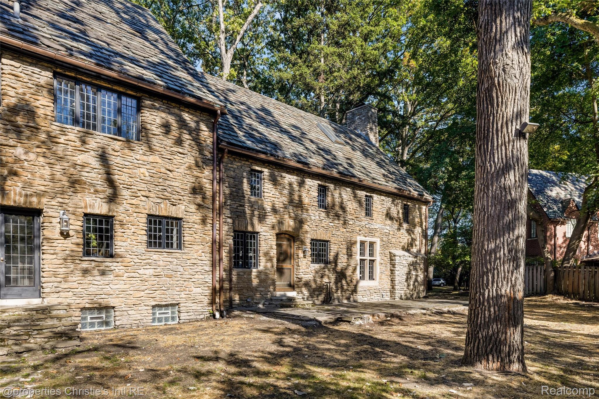 19551 Burlington Drive