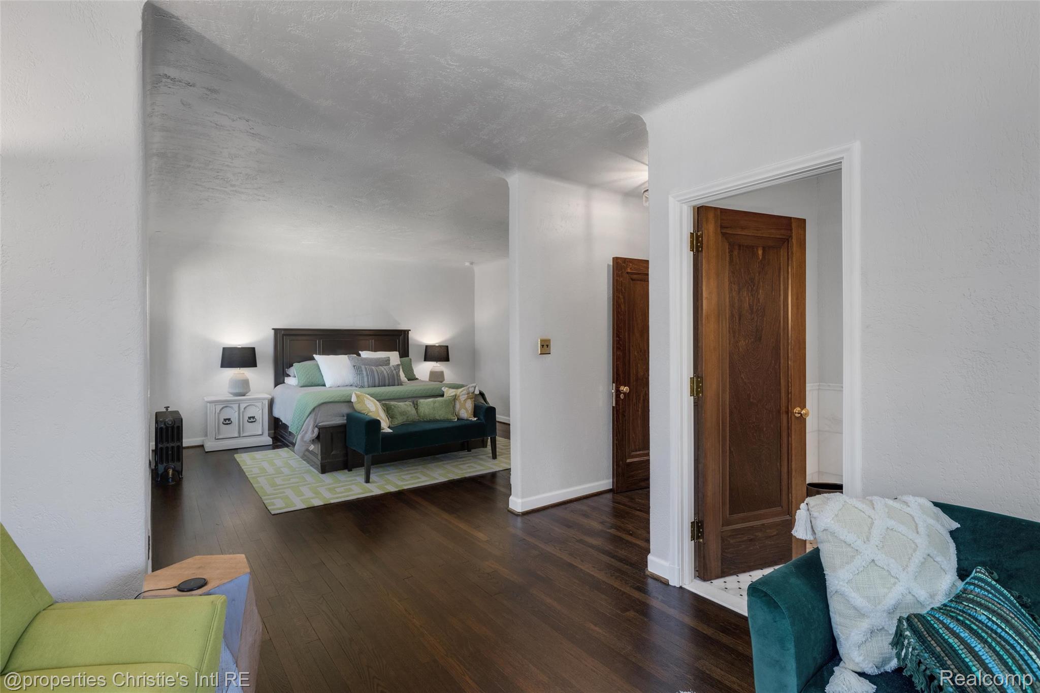 19551 Burlington Drive