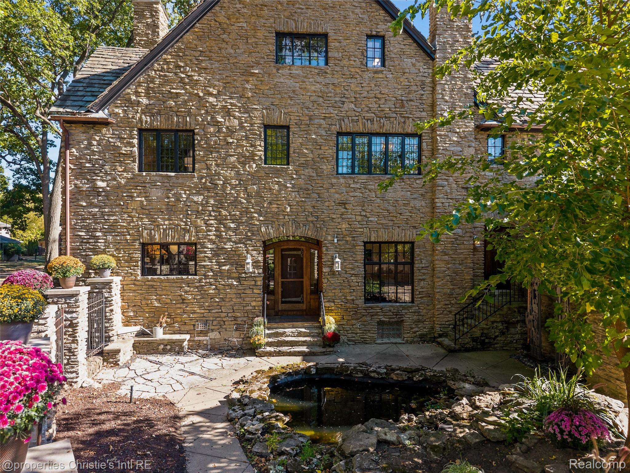 19551 Burlington Drive