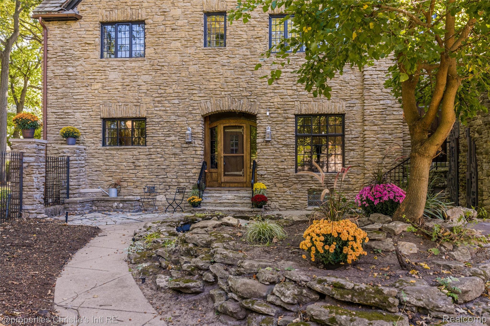 19551 Burlington Drive