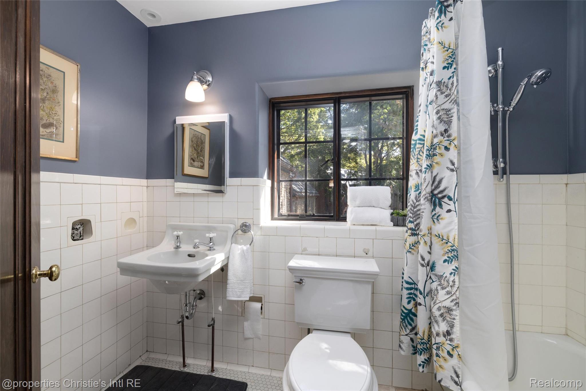 19551 Burlington Drive