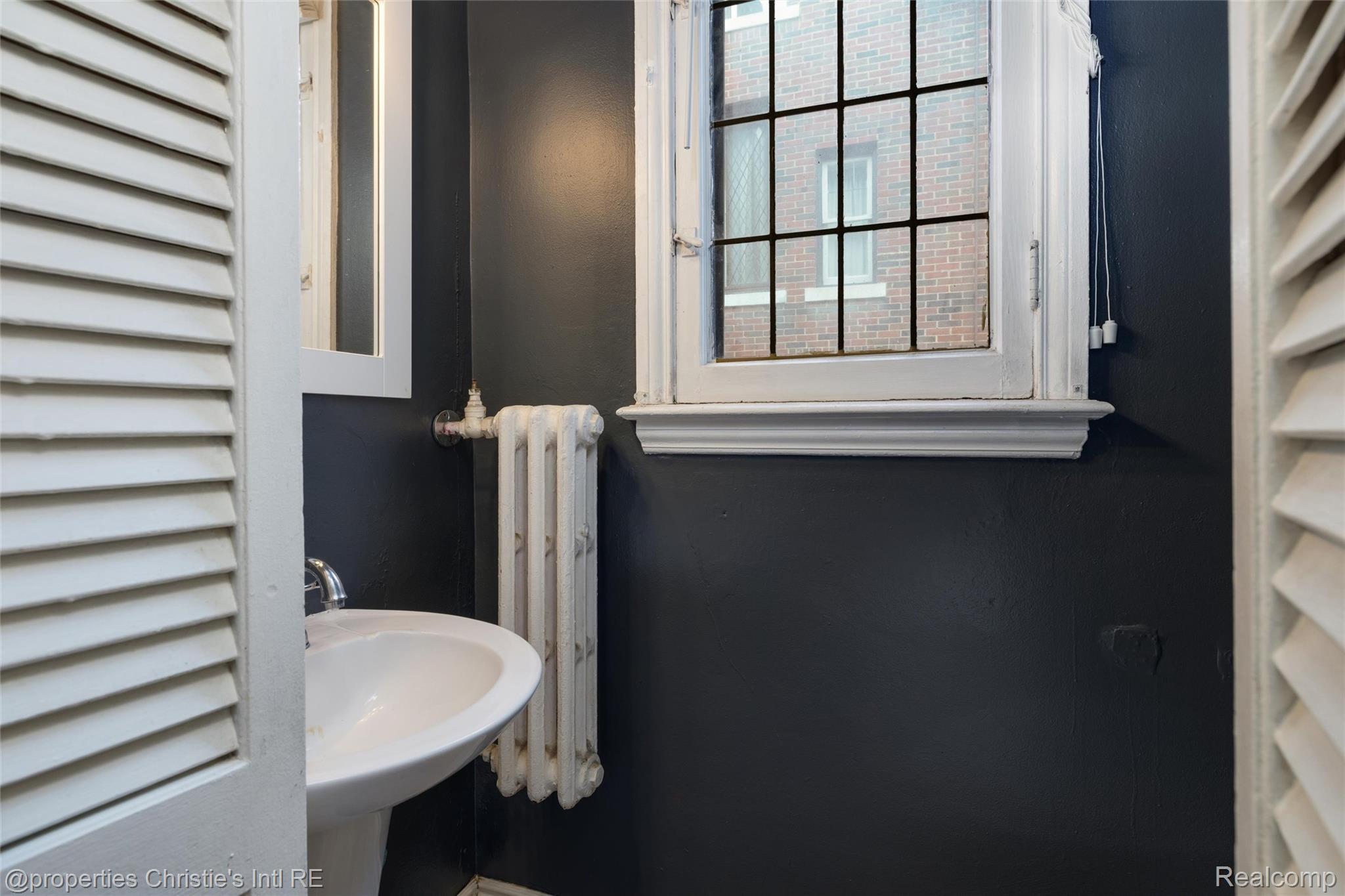 17394 Parkside Street