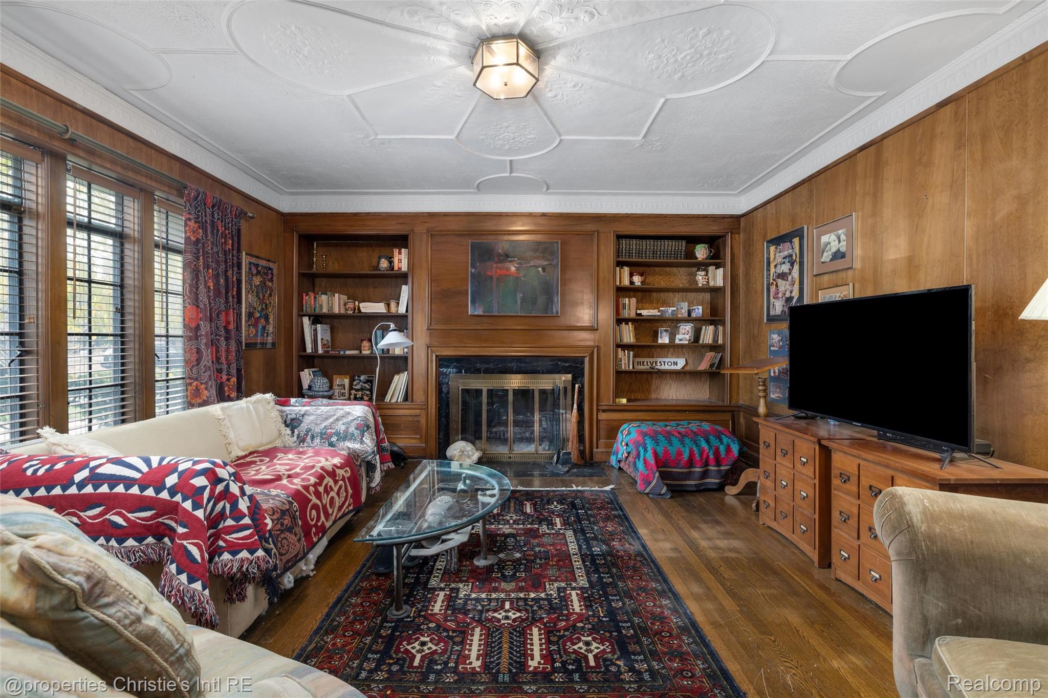1686 Balmoral Drive