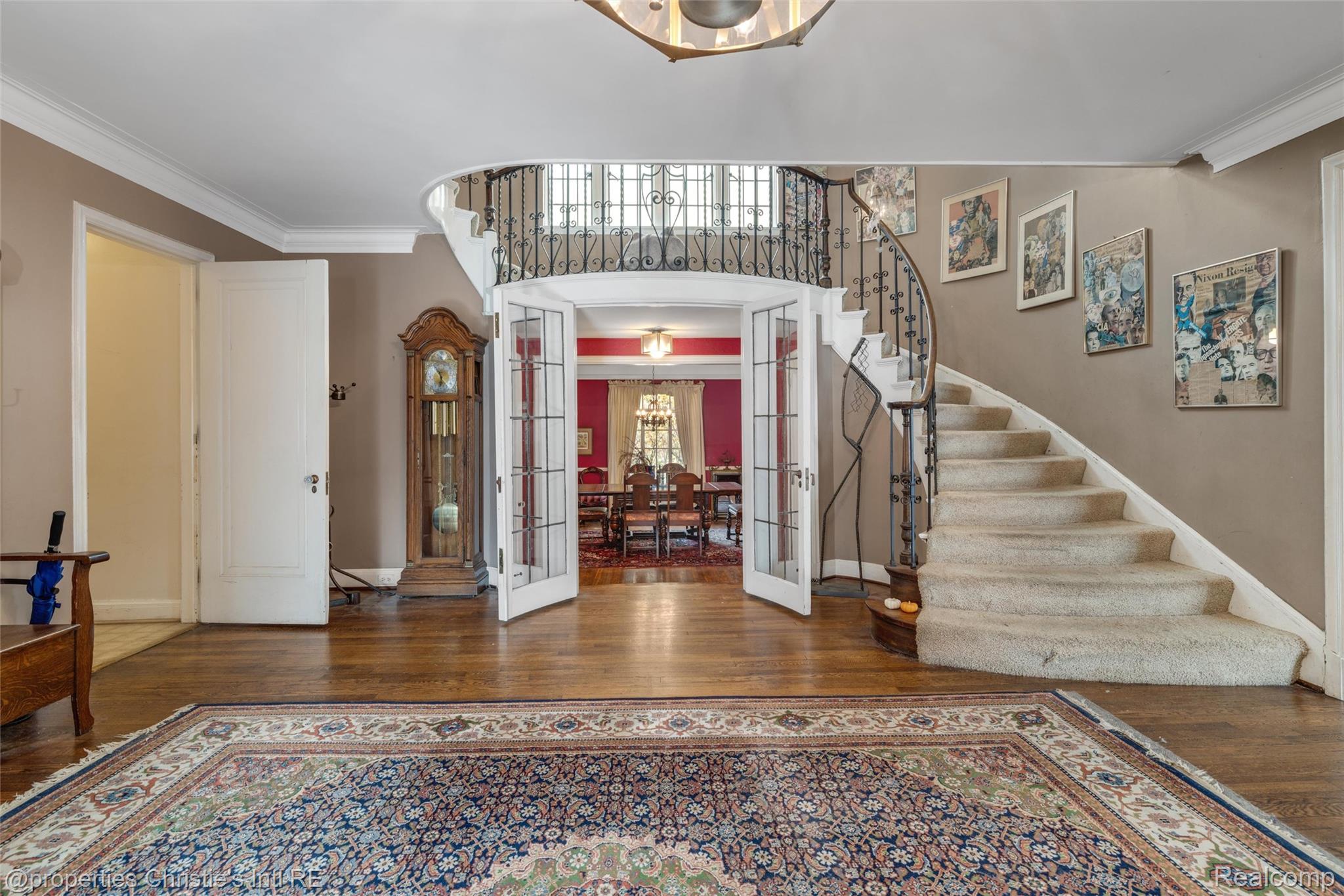 1686 Balmoral Drive