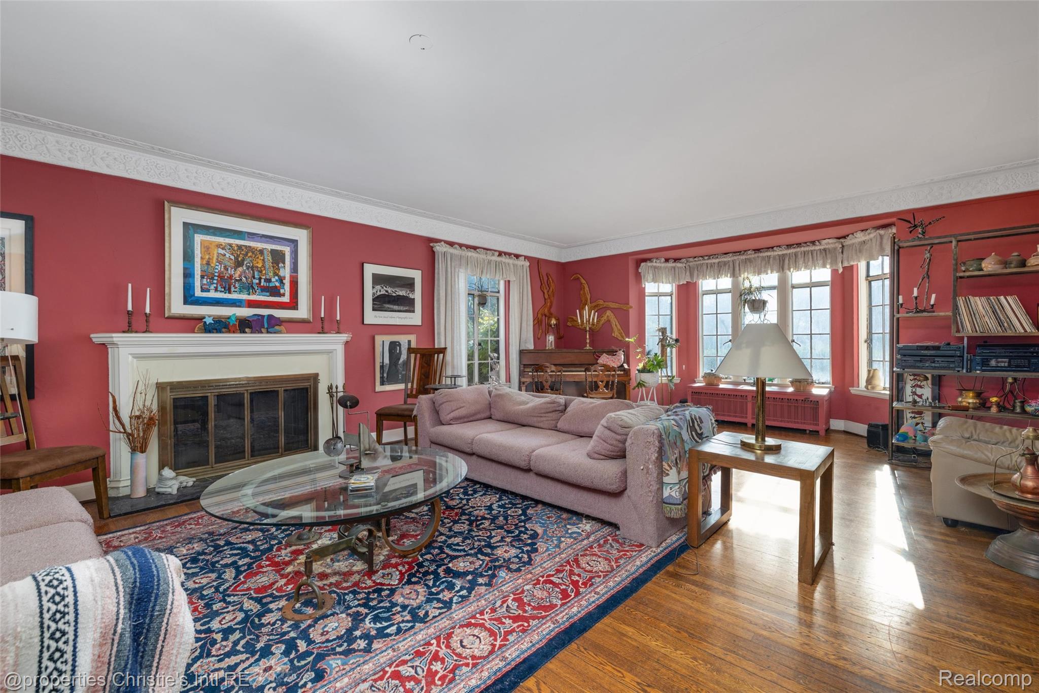 1686 Balmoral Drive