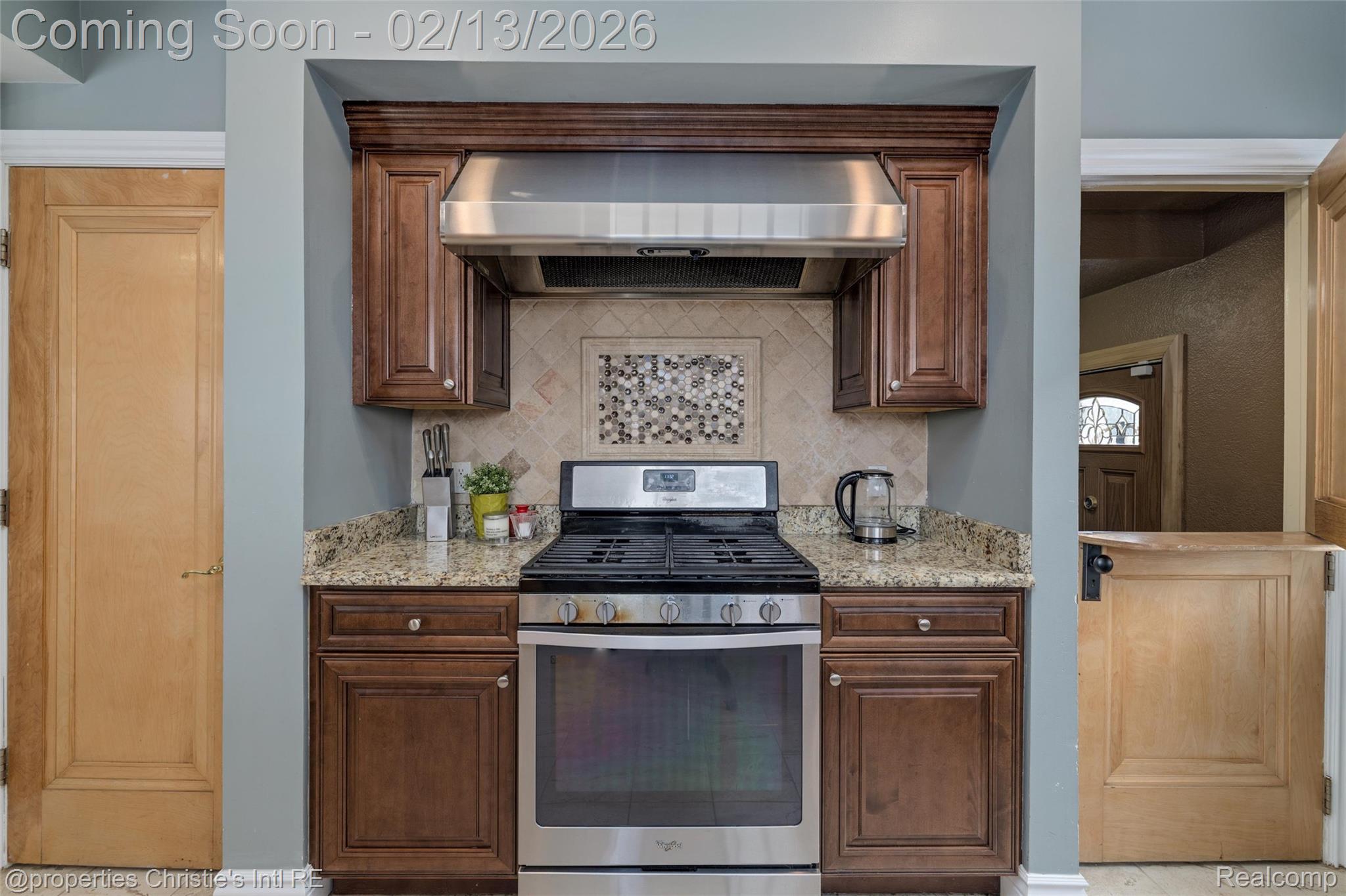 19435 Shrewsbury Road