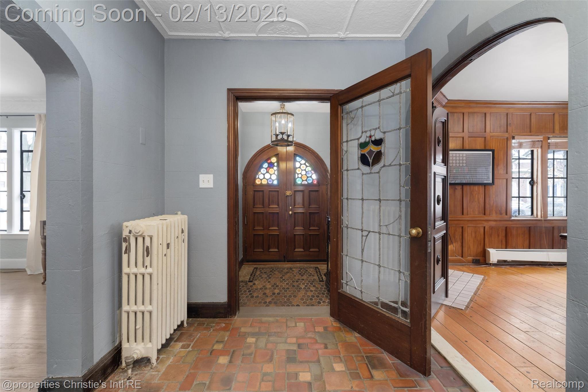 19435 Shrewsbury Road