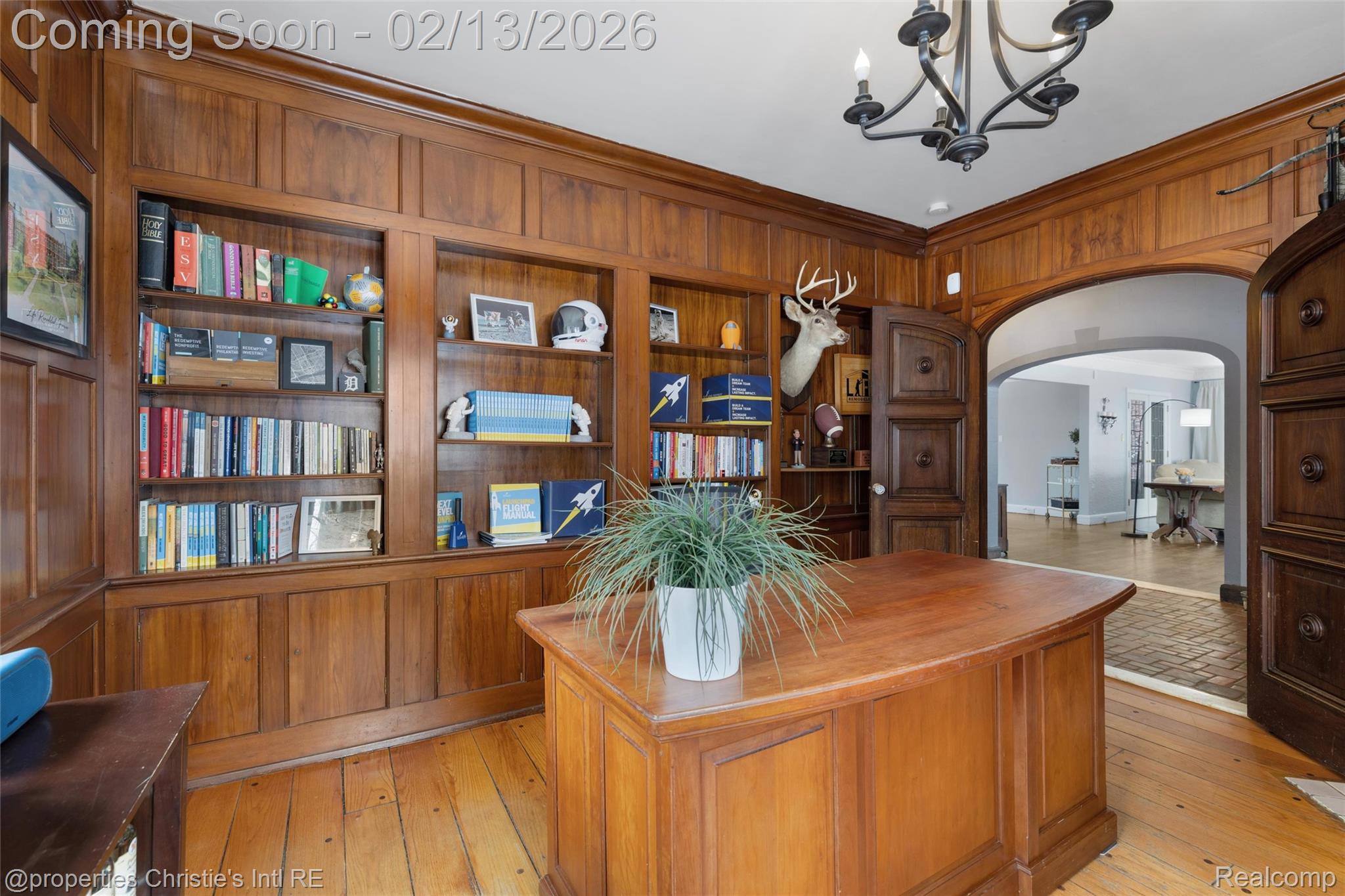 19435 Shrewsbury Road