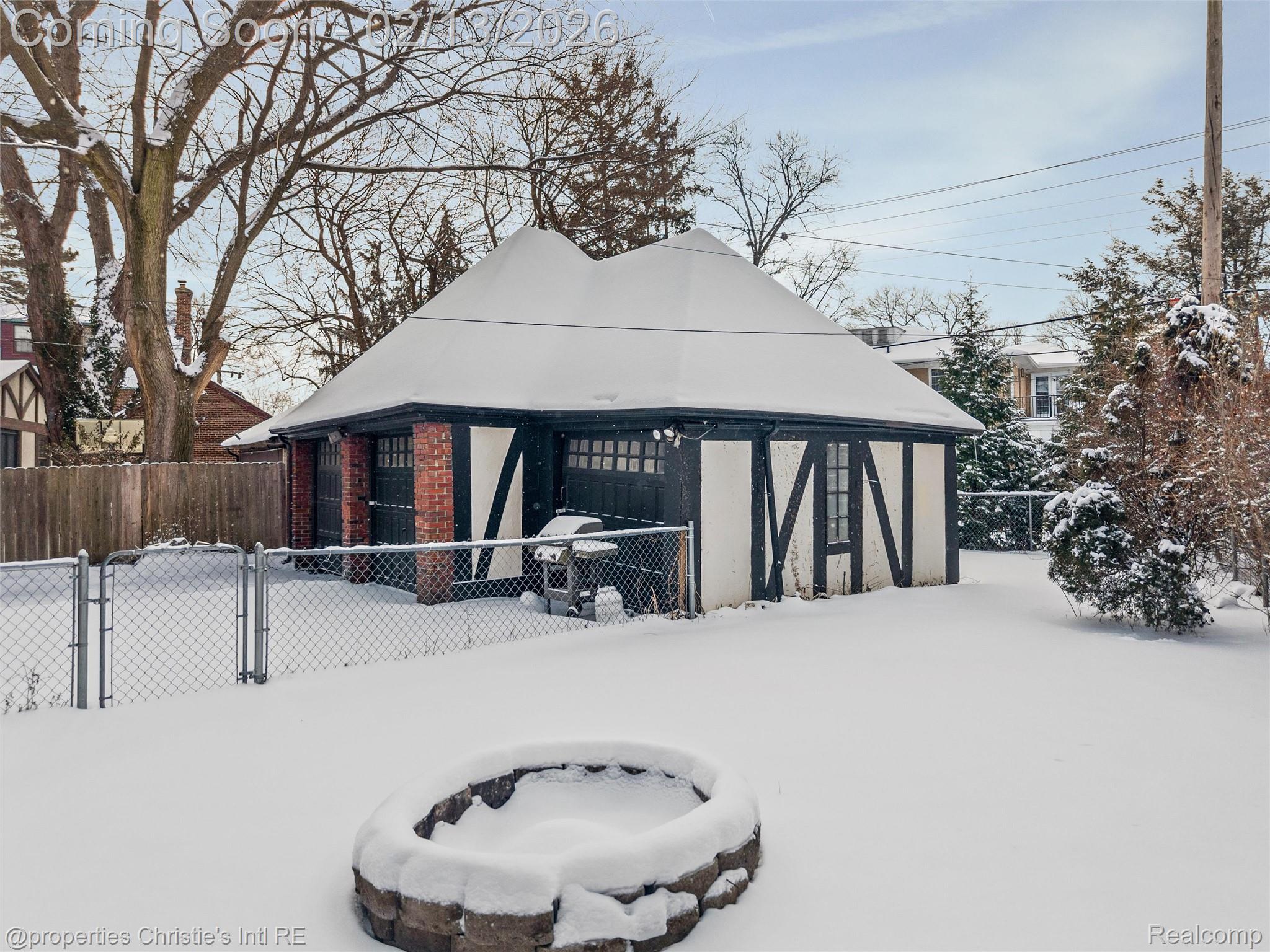 19435 Shrewsbury Road