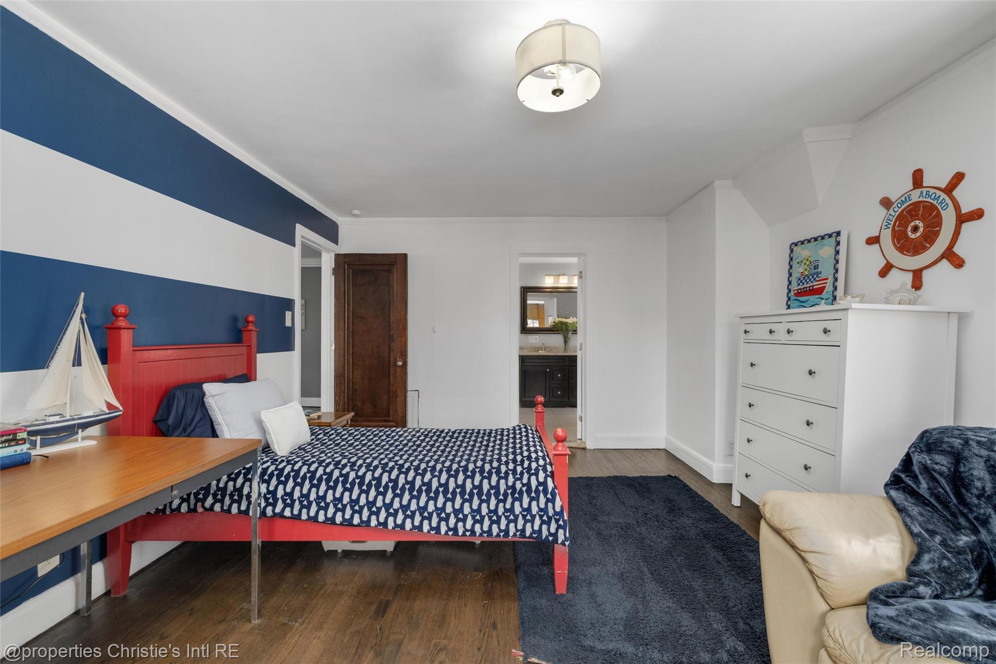 19435 Shrewsbury Road