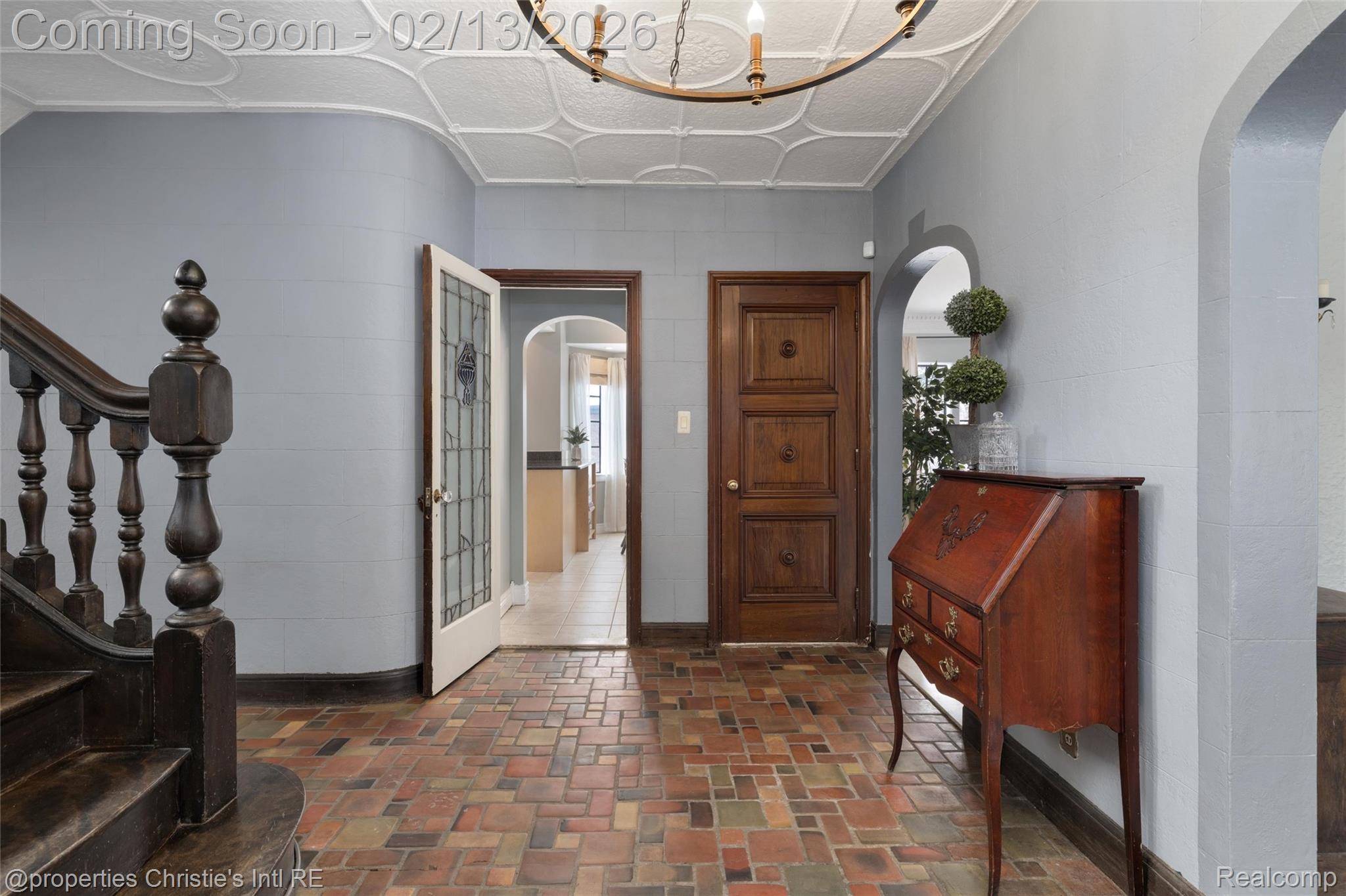 19435 Shrewsbury Road