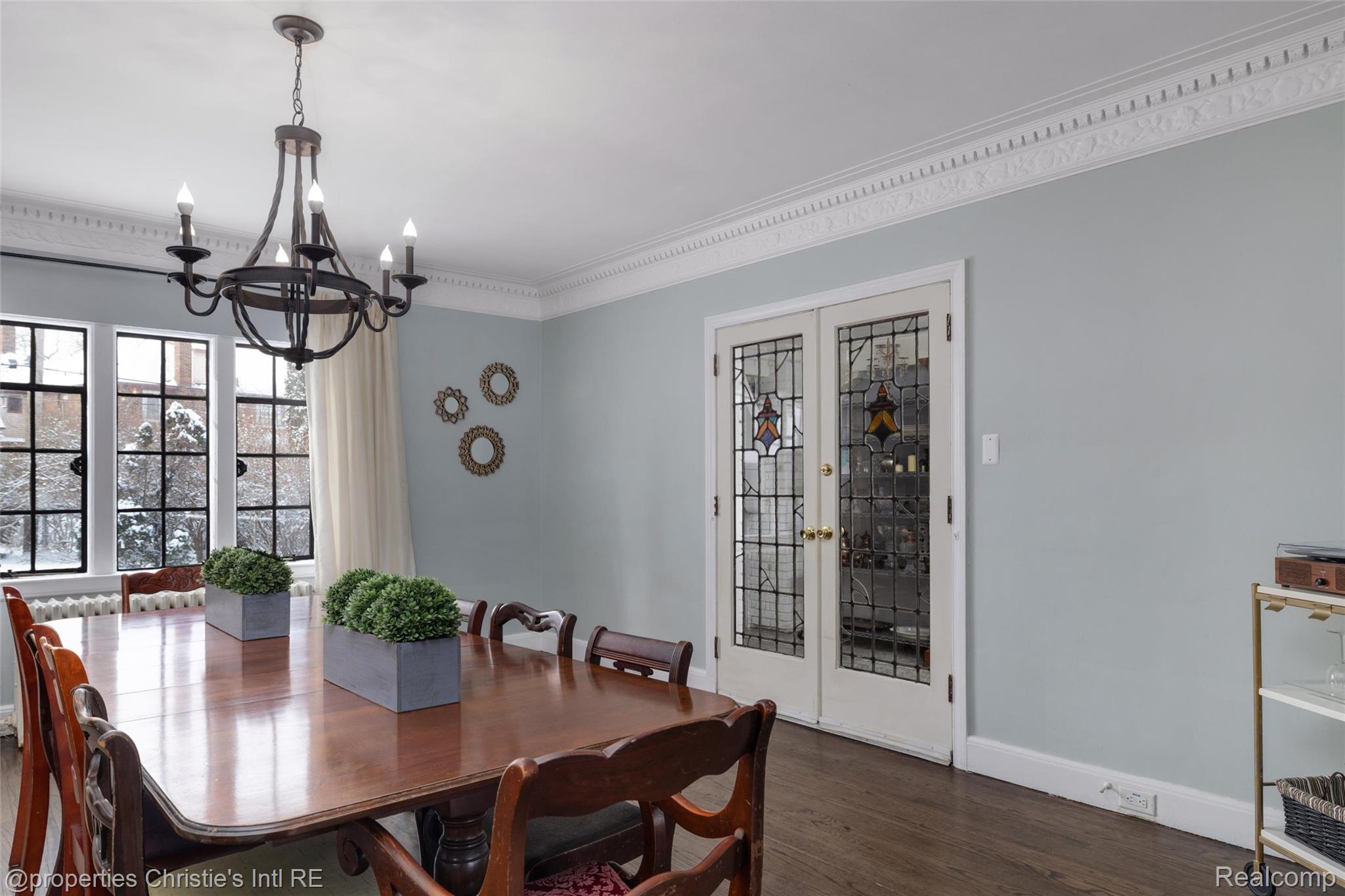 19435 Shrewsbury Road