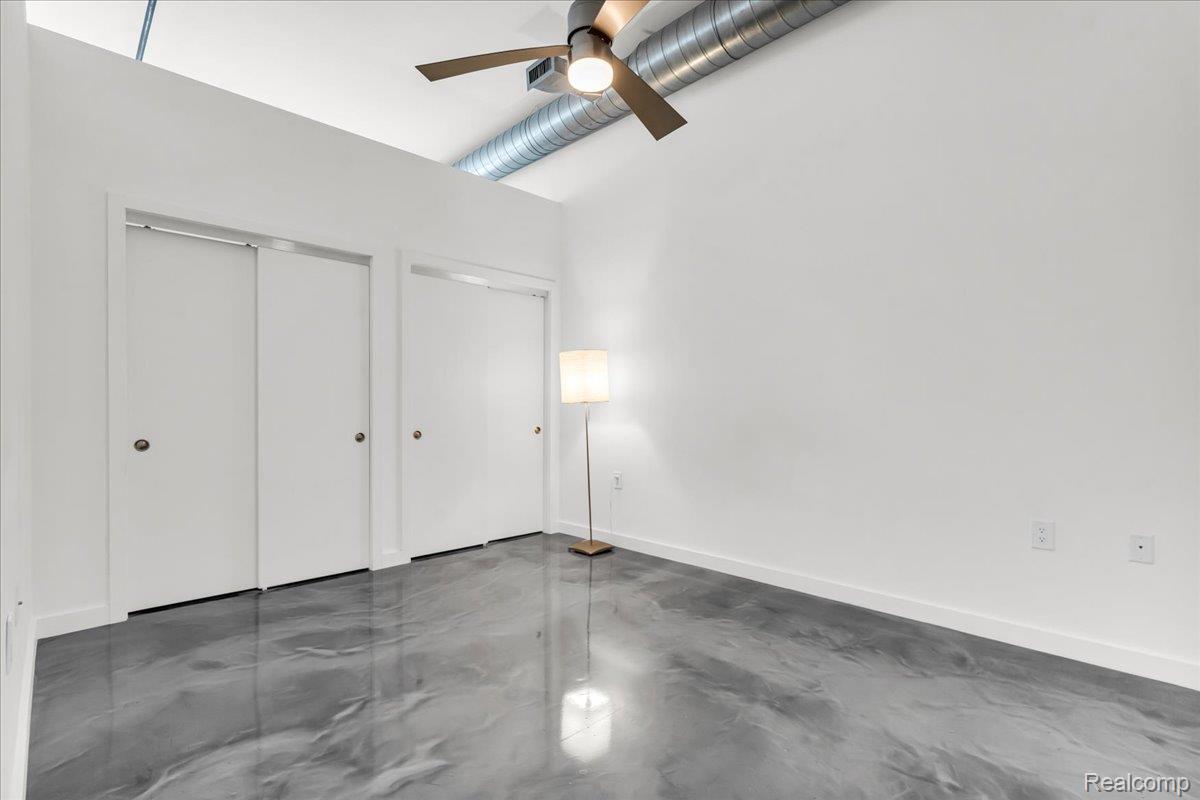 211 E 9 Mile Road Unit: 206