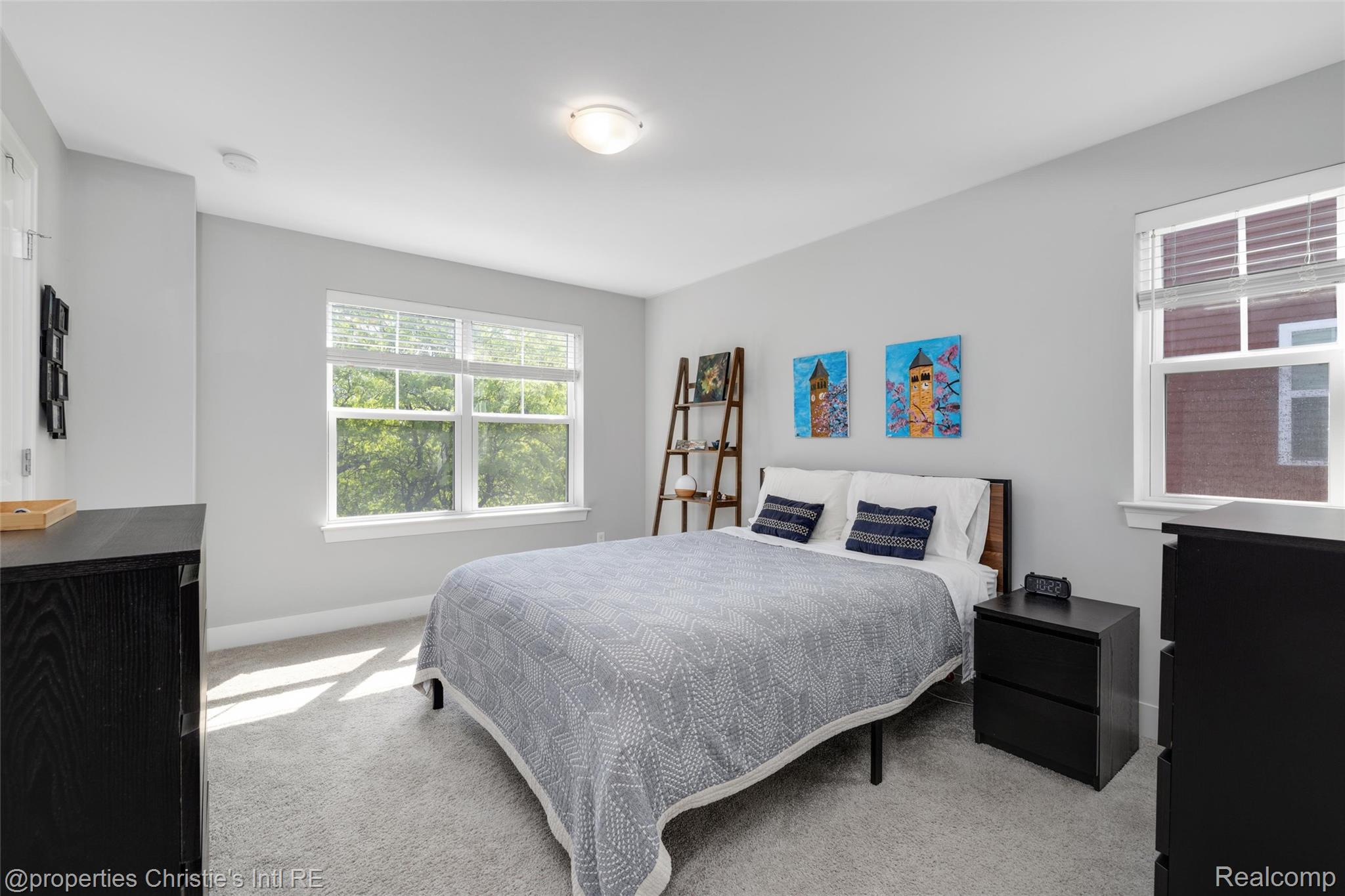 5151 Avery 18