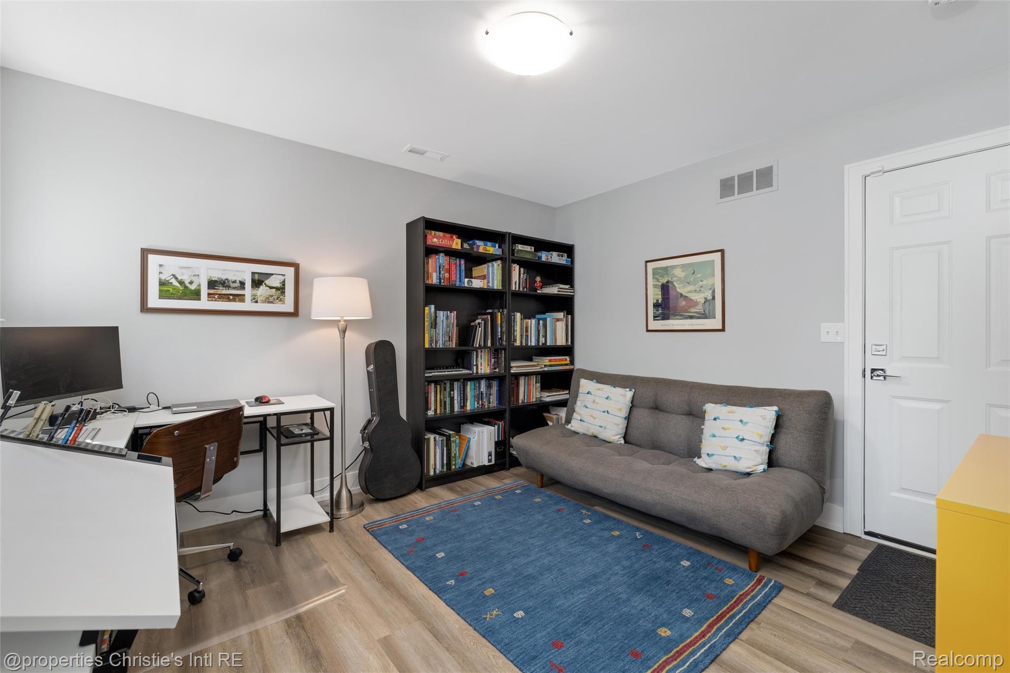 5151 Avery 18