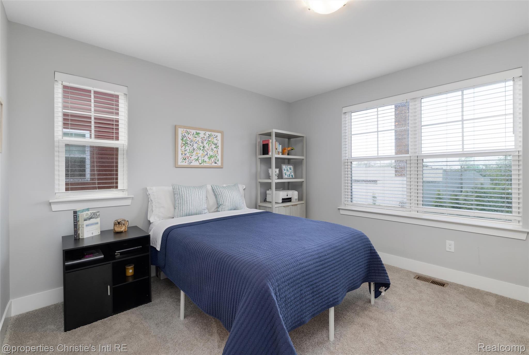 5151 Avery 18