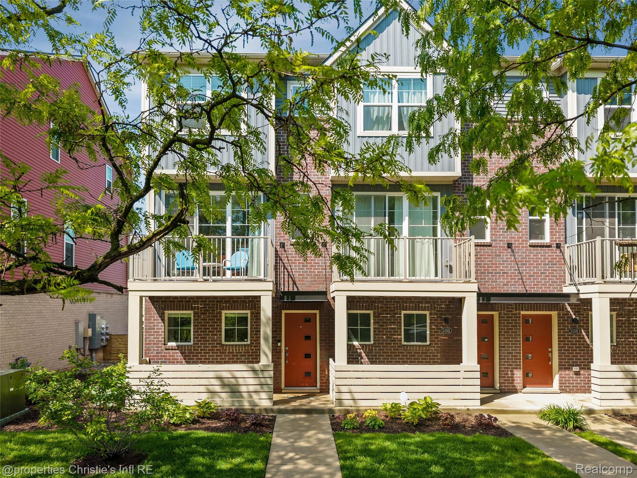 5151 Avery 18