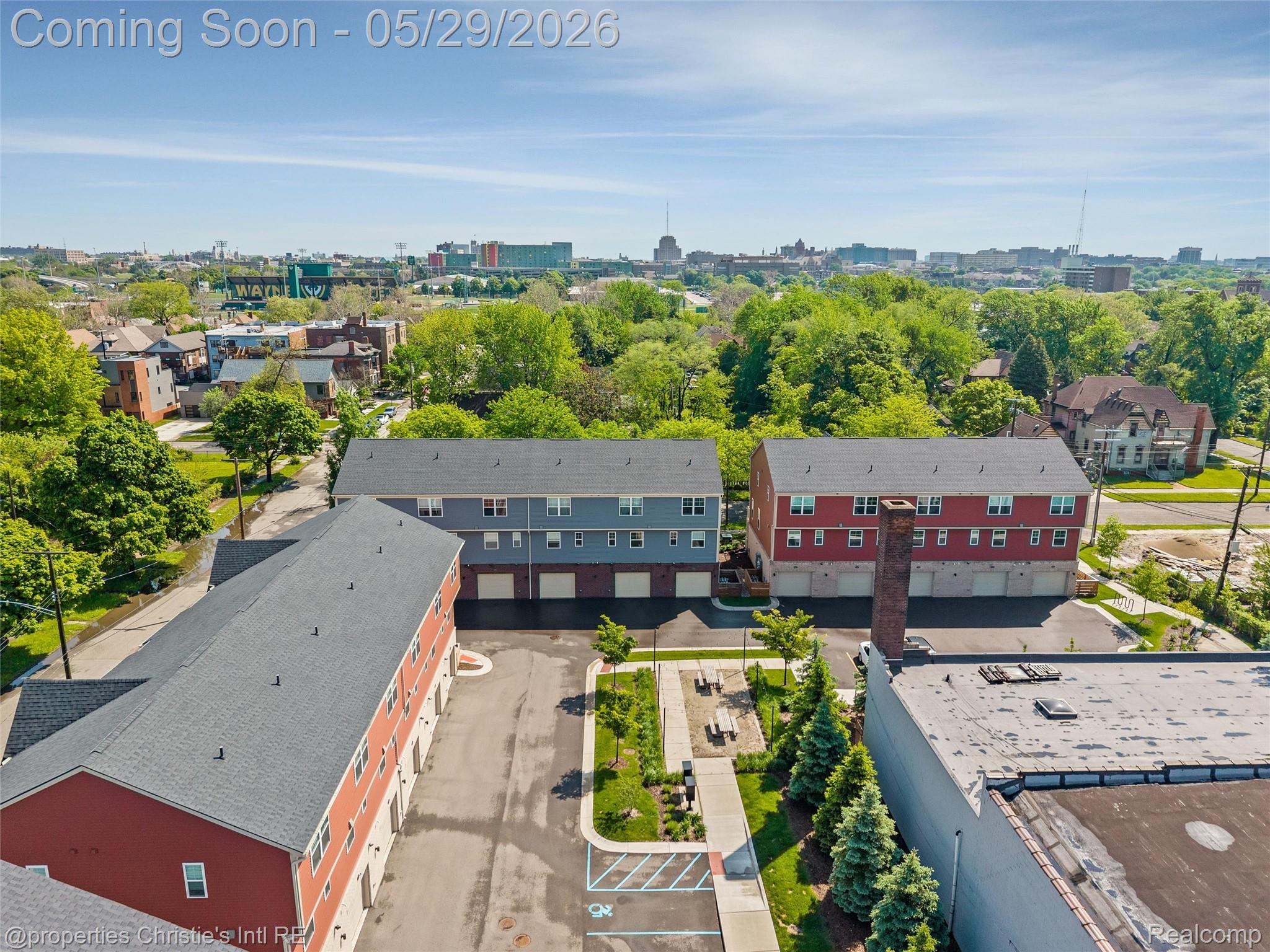 5151 Avery 18