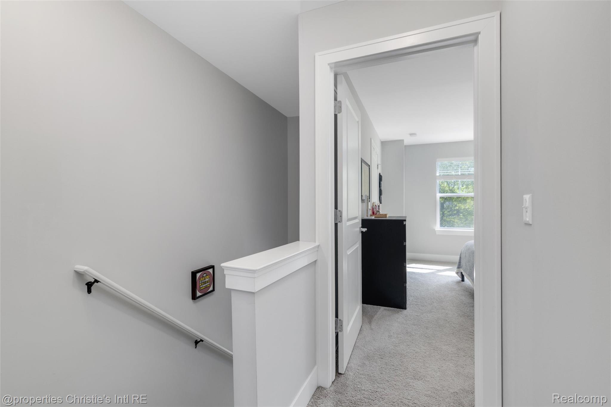 5151 Avery 18